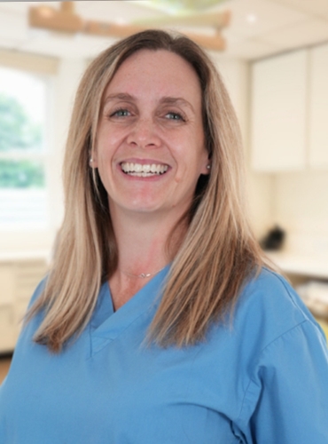 Dr Laura May Advanced Cosmetic and Aesthetic Restorative Dentist